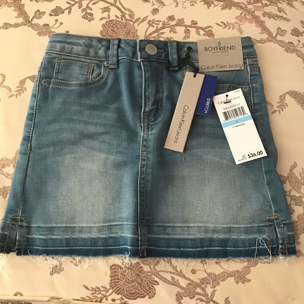 Calvin Klein size 5 girls jean skirt